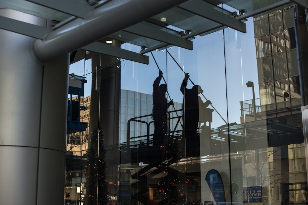 Rope Access Window Cleaning Prague β Alpine Technique