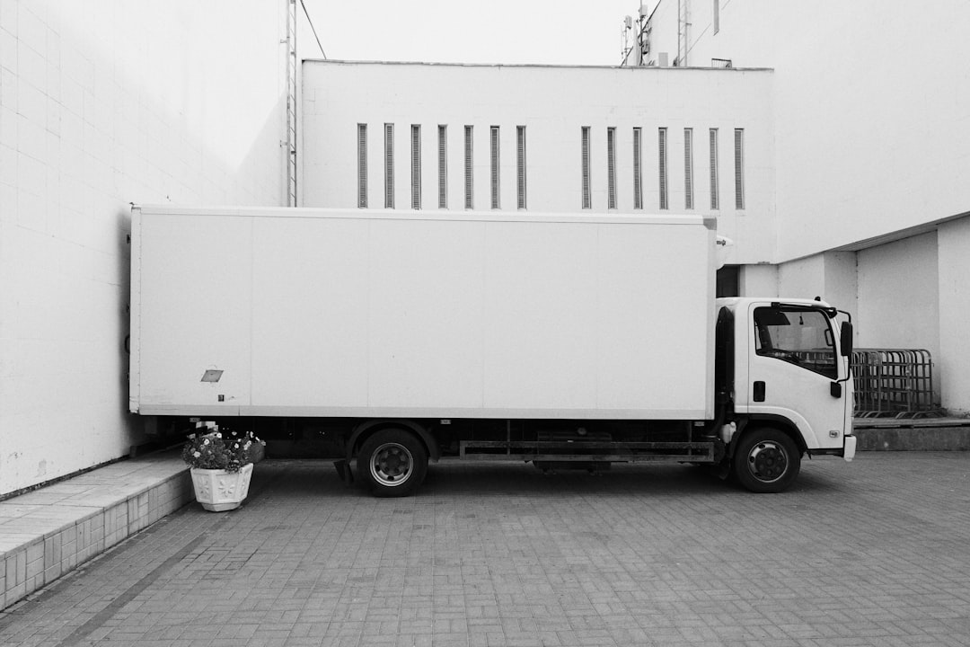 Furniture Moving Prague β BeeClean