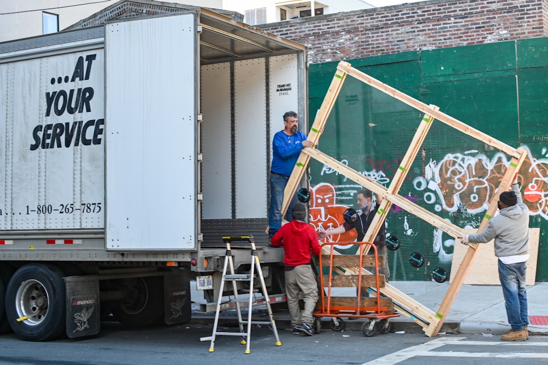 Safe Moving Prague β BeeClean
